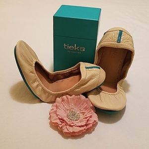 Nude patent Tieks
